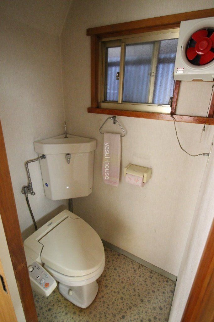 トイレ一式交換、床ＣＦと壁クロス貼替予定