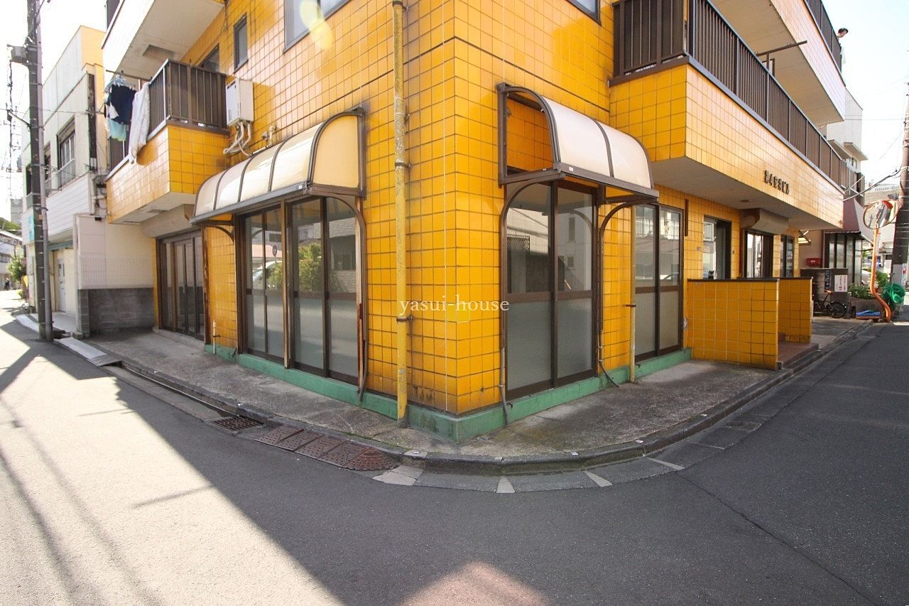 第4安井ビル1階 北西の角地