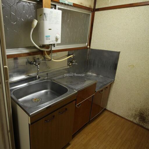星野荘101 台所 小型湯沸かし器、ガスコンロ設置可