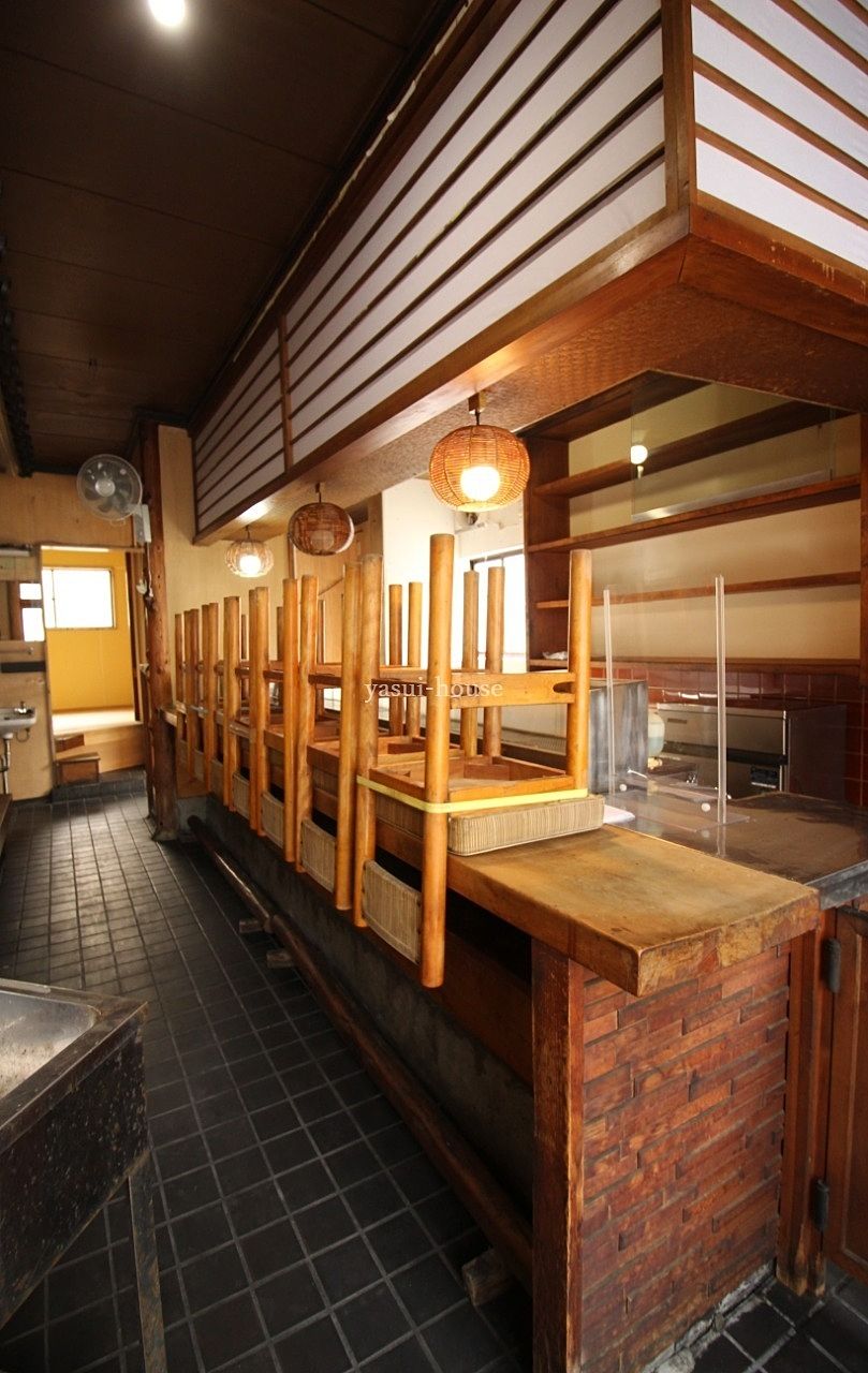 造作が美しい店舗物件